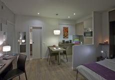 Les Corts Studio with terrace
