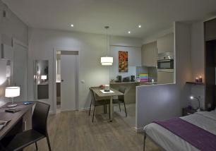 Les Corts Studio with terrace