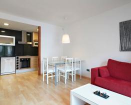 Luminoso apartamento para 5 personas, Sitges