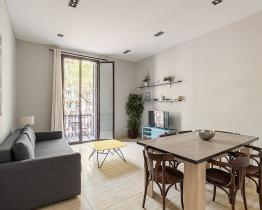 Beautifully designed 3 bedroom apartment, Eixample