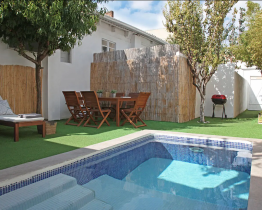 Espectacular casa con piscina y jardín en Montjuic