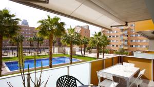 Luxury Vila Olimpica Pool Suites
