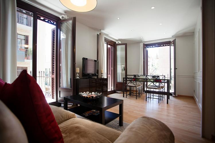 Alquiler pisos para grandes grupos y familias, Barcelona