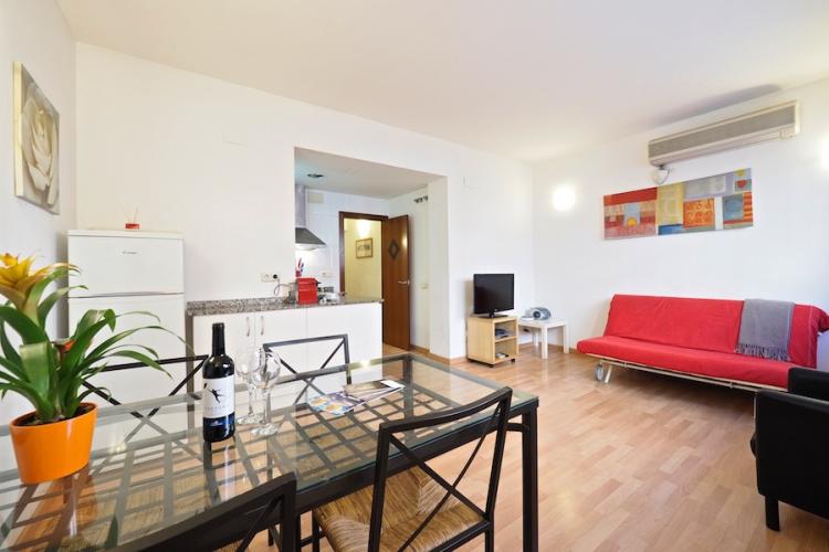 Cheap apartments in Barcelona Barcelona-Home