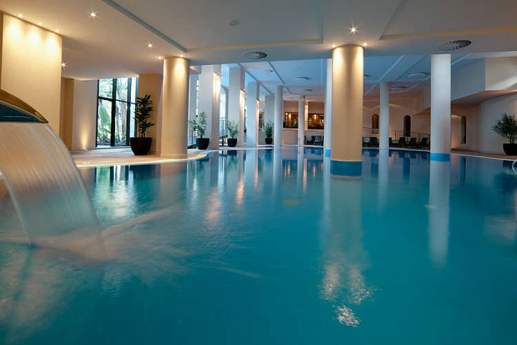 Gyms offer pools, spa and beauty centers, saunas in its affordable monthly prices