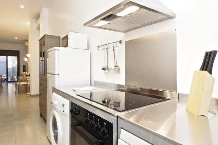 The kitchen is fully equipped, with a big fridge-freezer, oven, microwave, and all the cutlery and utensils necesarry.