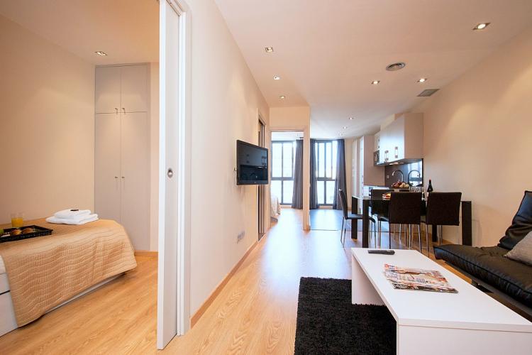 Trundle bed.
Cama nido.