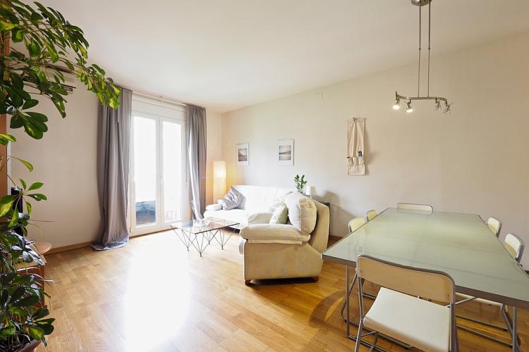 Spacious living room open to the eating nook