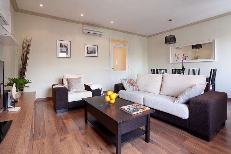 Barcelona long-term rental