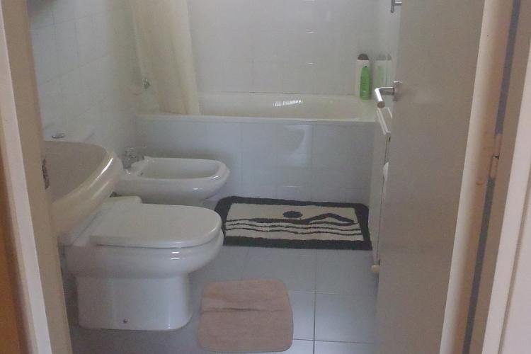 Cuarto de baño exclusivo para esta habitación